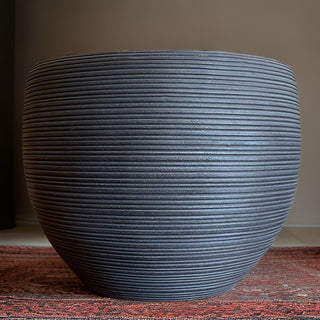 ‘Chic-Home’ Fiber Stone Planter